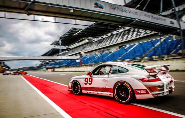 Porsche 911 GT3 als Rennwagen fahren I mydays