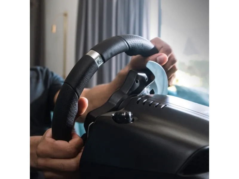 Logitech® | G920 Driving Force - Rat og pedalsæt - kabling - for Microsoft Xbox One & PC