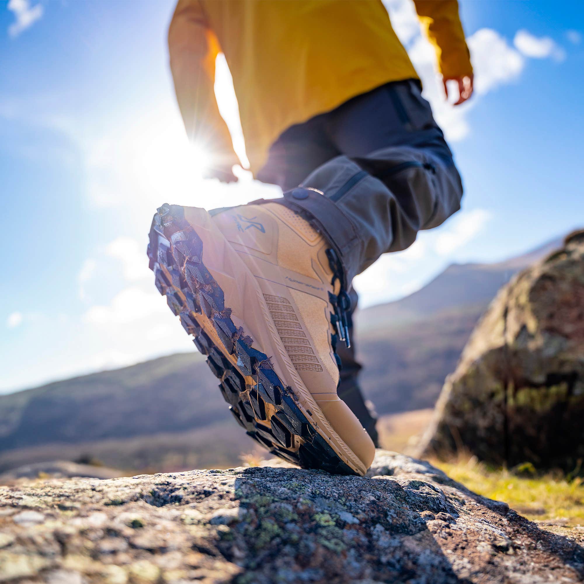 Phantom Trail Mid Waterproof Hiking Boots Herre Dijon