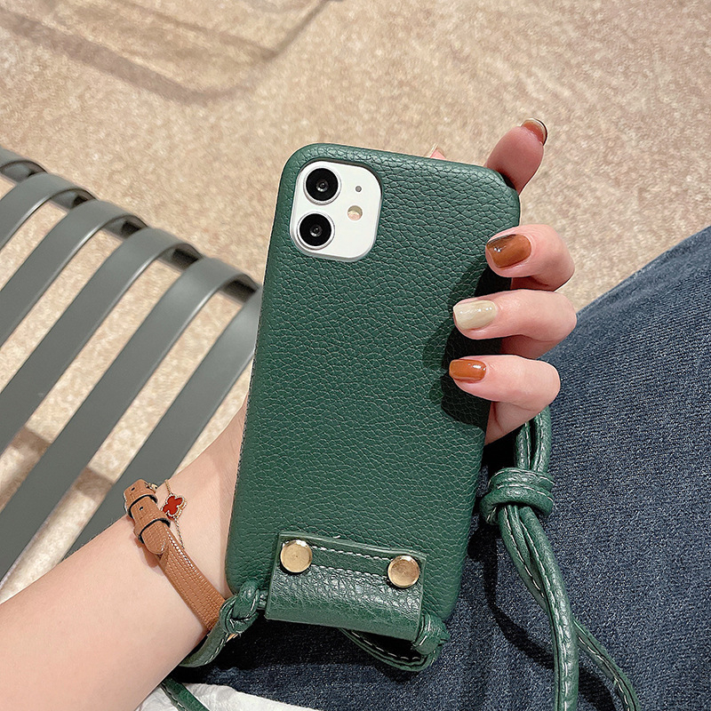 iPhone SE (2022/2020) / 8 / 7 / 6S Necklace Leder Schutz Hülle   Handykette (140cm) - Schwarz