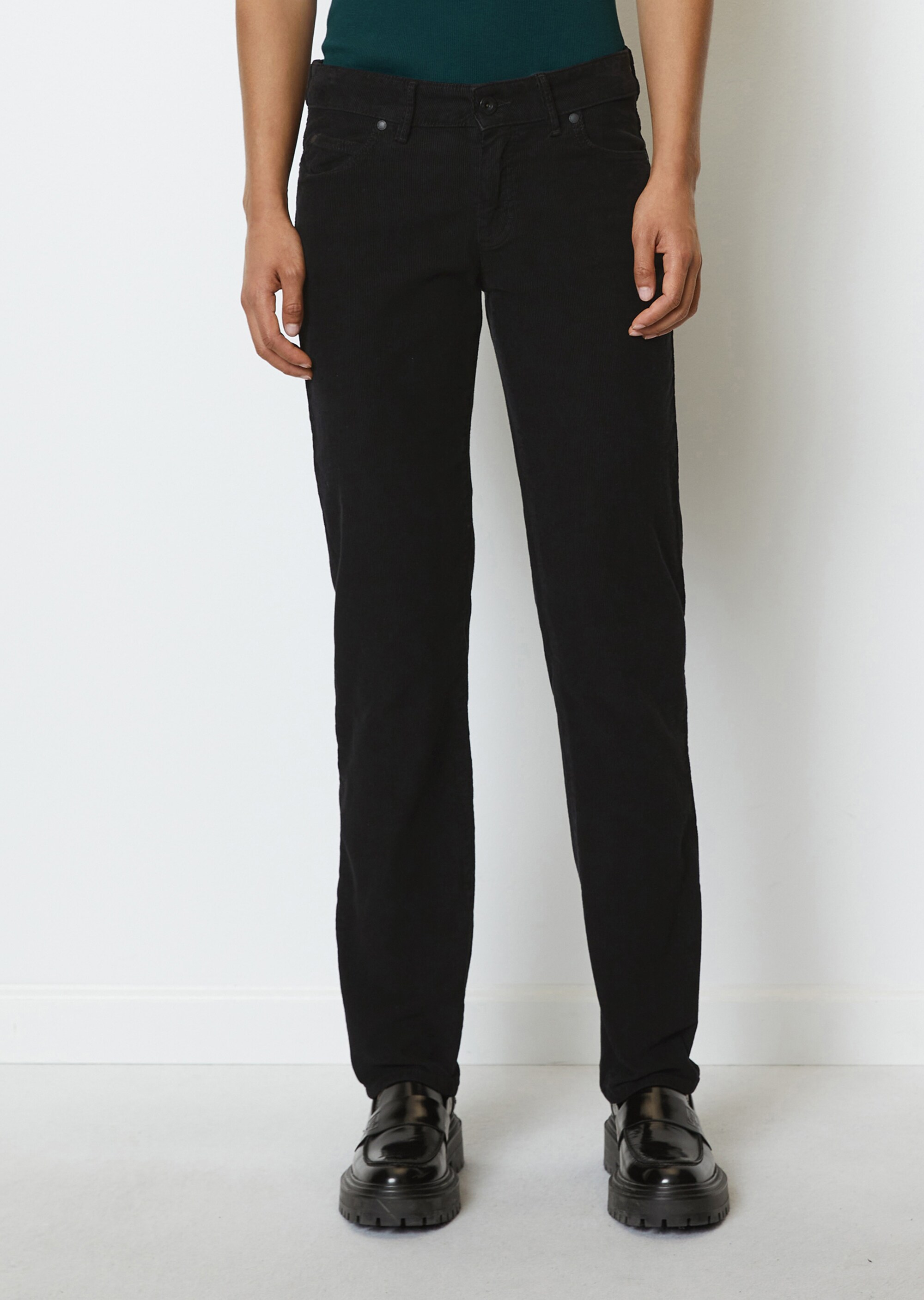 Cordhose Modell ALBY straightaus Organic Cotton Stretch