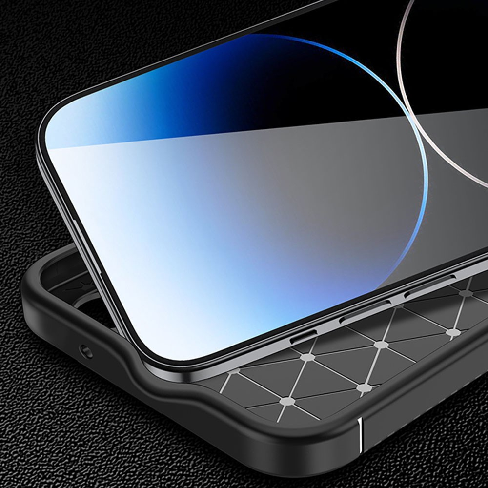 iPhone 15 Gummi Case Schutzhülle mit Air Cushion Fallschutz im Carbon Look - Schwarz