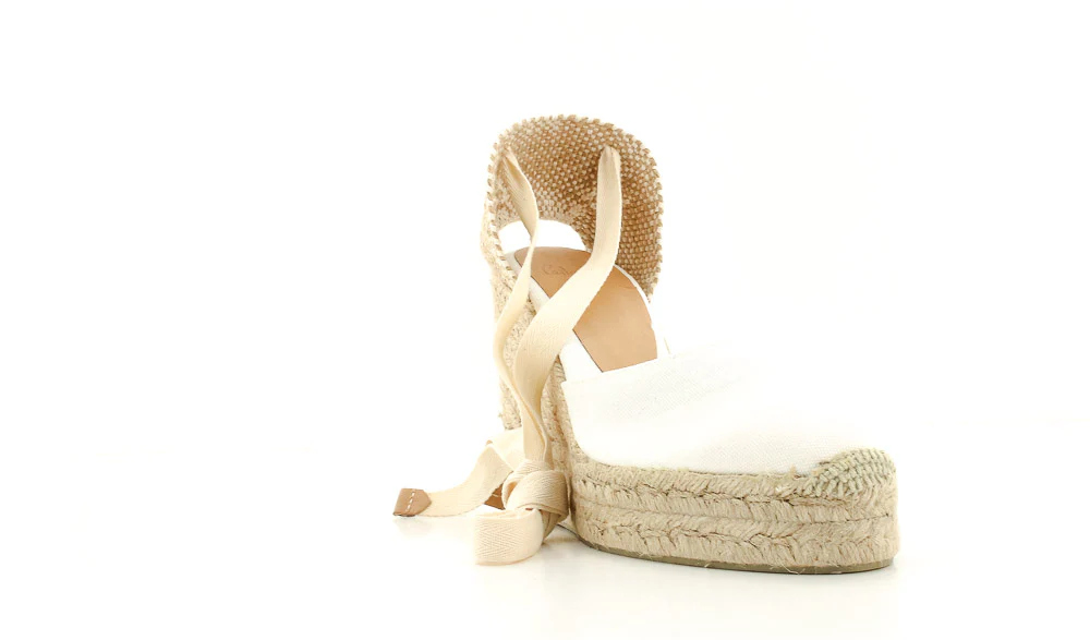 CASTANER - CARINA 9
