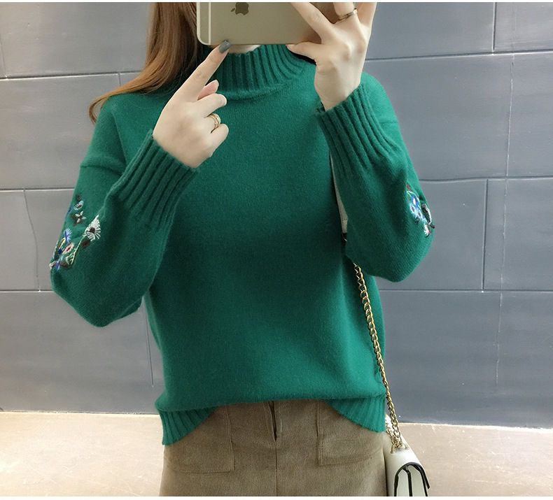 FR - Sweatshirt met geborduurde hals