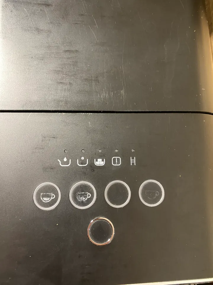 [OUTLET] - Smeg 50's Style BCC01BLMEU - Automatisk kaffemaskine - 19 bar - sort