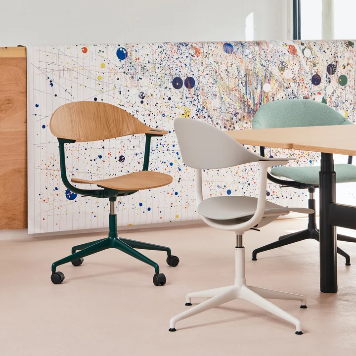 Vitra - Mynt Bürostuhl Fünfsterngestell, basic dark / tiefschwarz (Rollen für Hartboden)