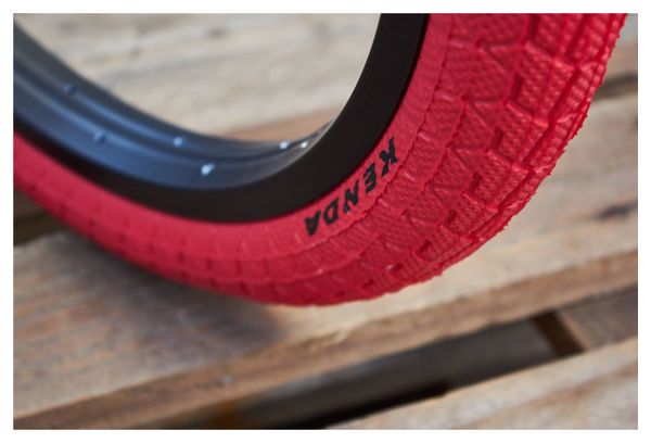 Pneu BMX rouge 20