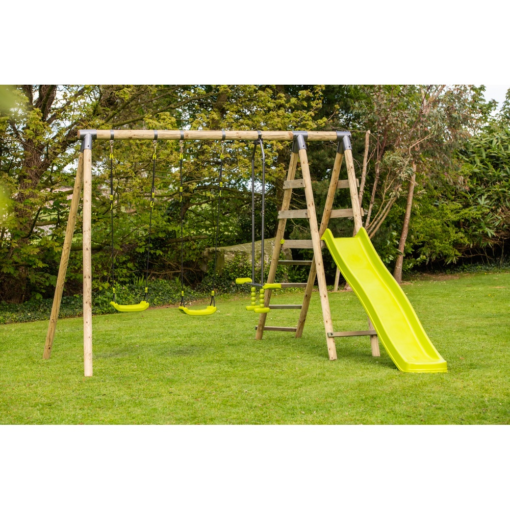 Spielcenter aus Holz