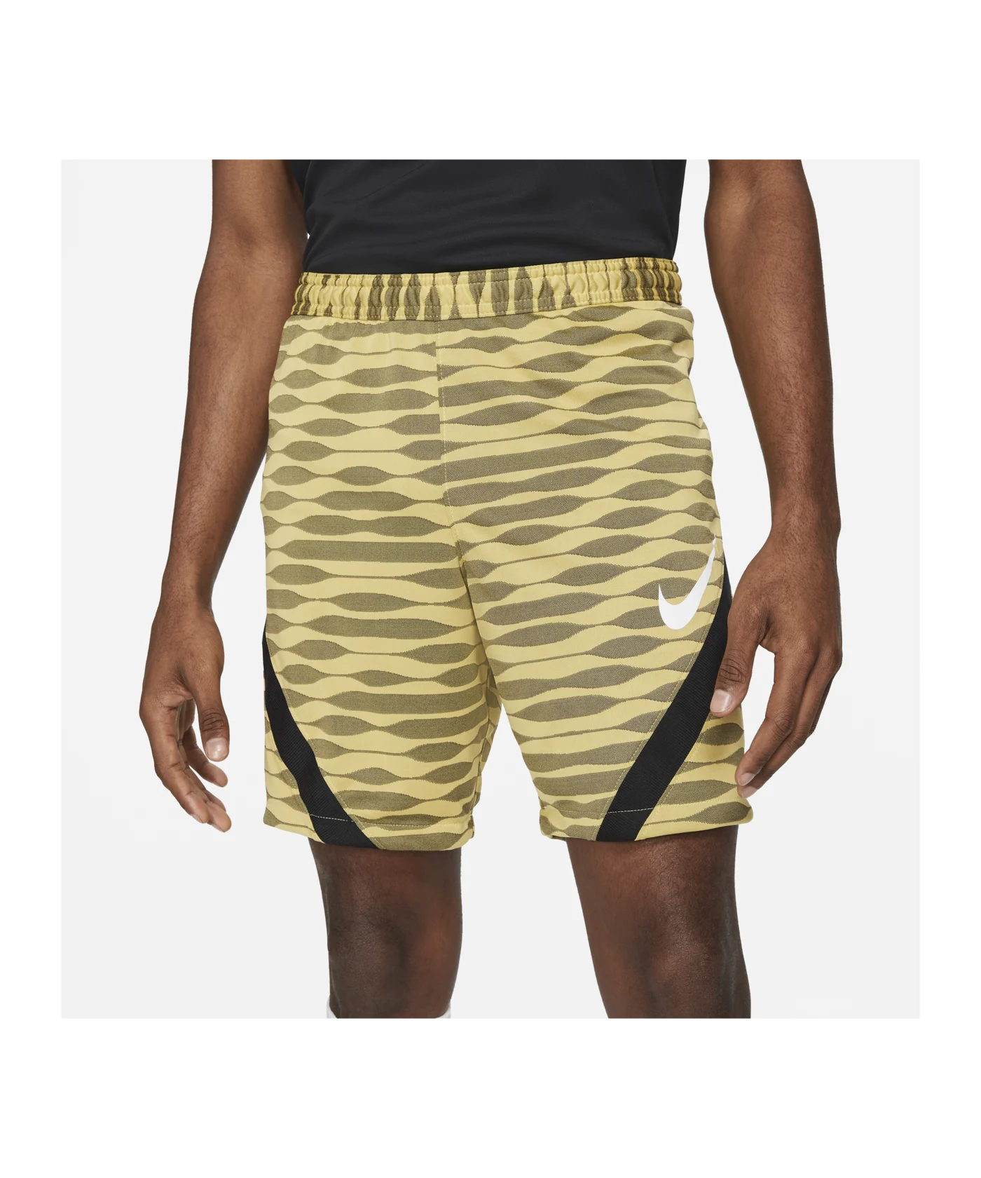 Nike Strike 21 Knit Short Gold Schwarz F700