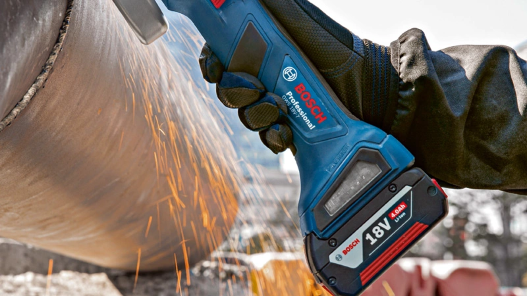 Bosch Professional  GWS 18V-7 Akku-Winkelschleifer, 2 x 4,0Ah    Handlicher Akku-Winkelschleifer für vielseitige Trennaufgaben