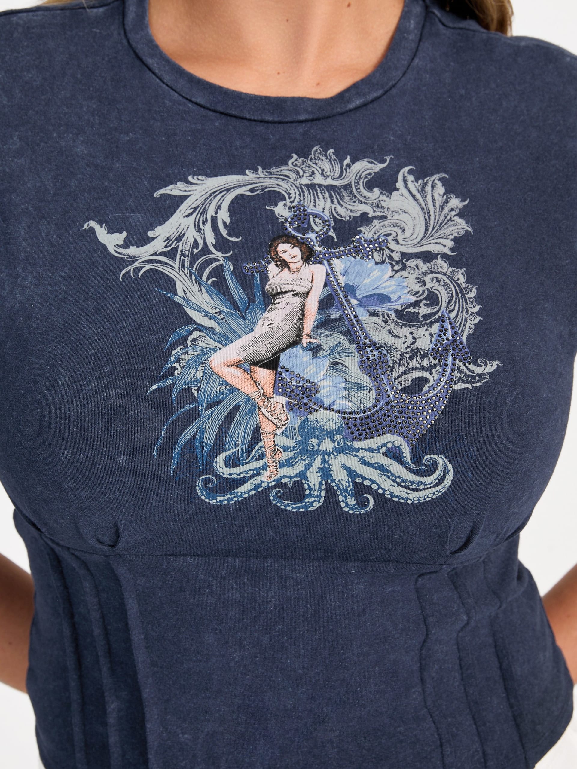 Camiseta ecológica náutica ou camiseta elegante com espartilho