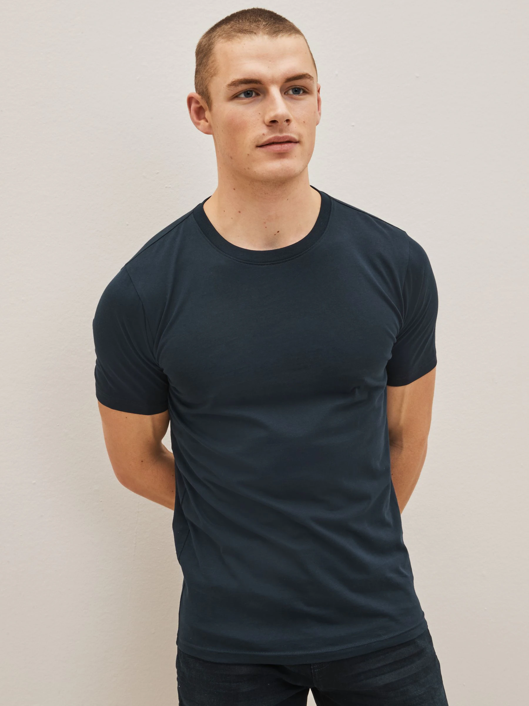 Zwart/leisteen/grijs gemêleerd/wit/marineblauw/blauw - Slim Fit - Essential katoenen T-shirts verpakking van 6