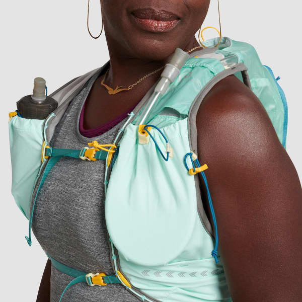 Sac trail ULTIMATE DIRECTION ULTRA VESTA 6.0 ICE BLUE