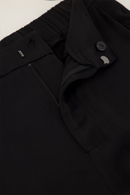 Zwarte cargo wide leg met satijnen look