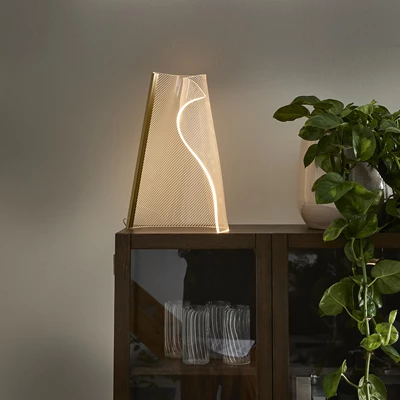 Curtsy Bordlampe 30 x 45 x 17 cm