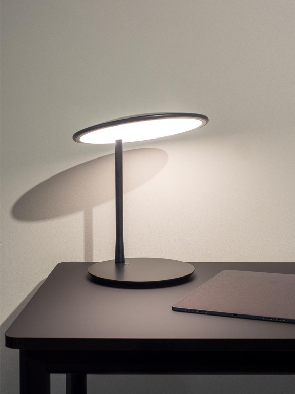 Nine Disc tafellamp LED messing
