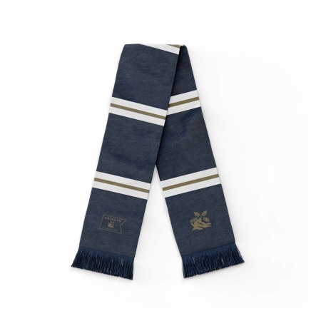 Skjerf broderte logoer