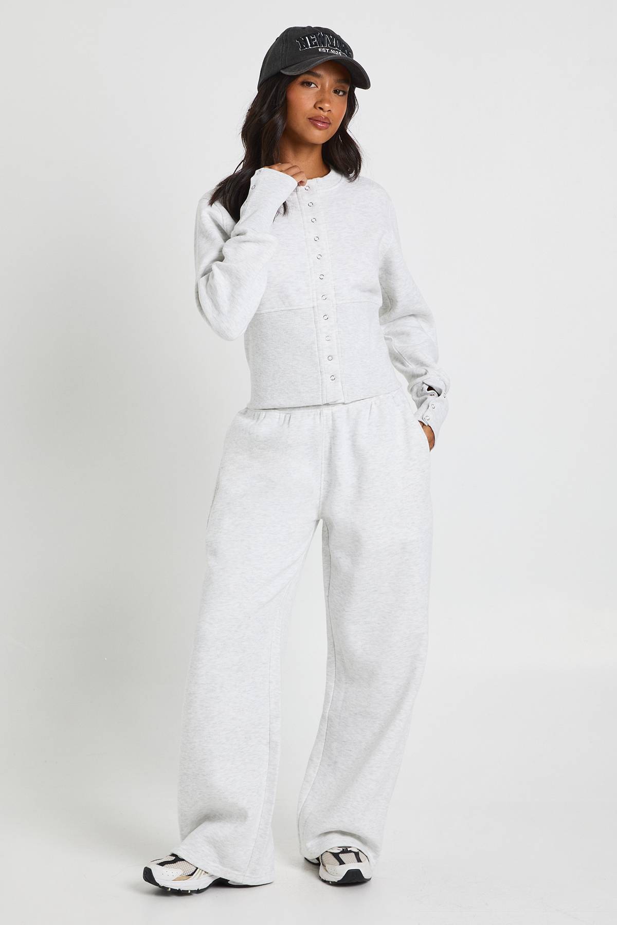 boohoo Ensemble Survêtement Petite Bomber Sweat À Ourlet Profond Avec Boutons-pression