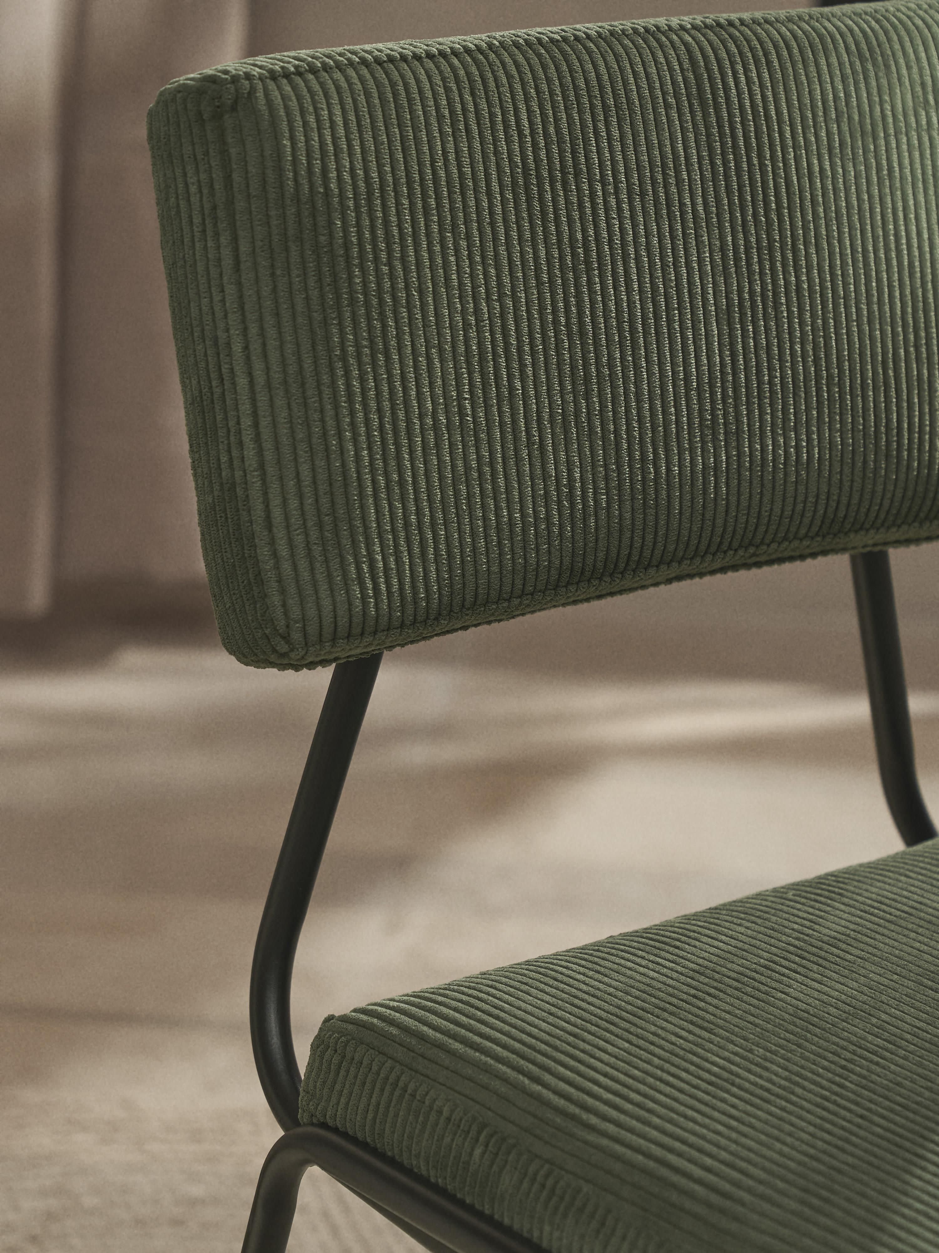 Corduroy gestoffeerde stoelen Mats, 2 stuks