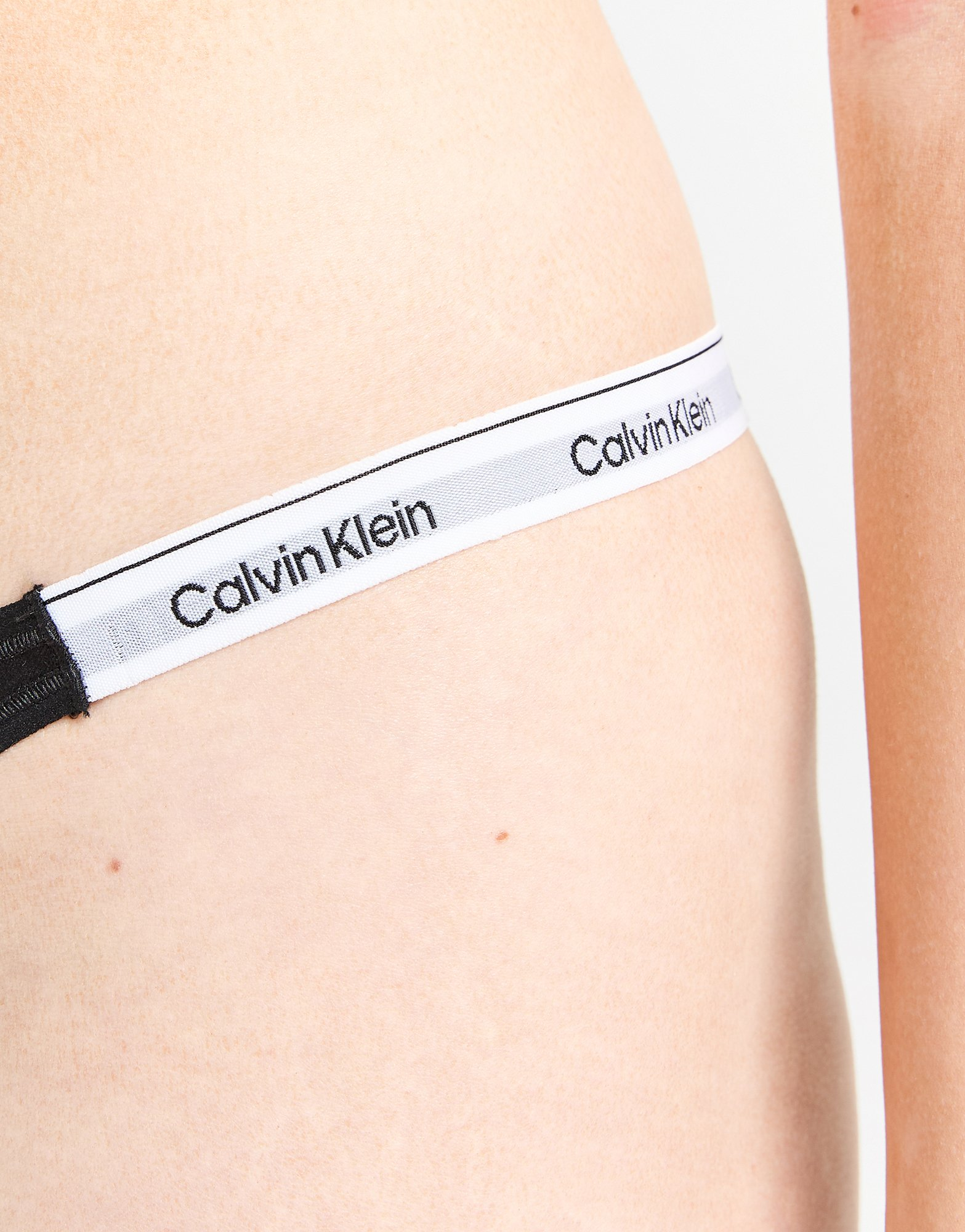 Calvin Klein Underwear String Modern Cotton Dip Femme