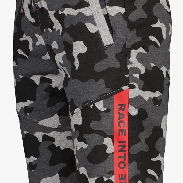 Unsigned kinder sweatshort met camouflage print