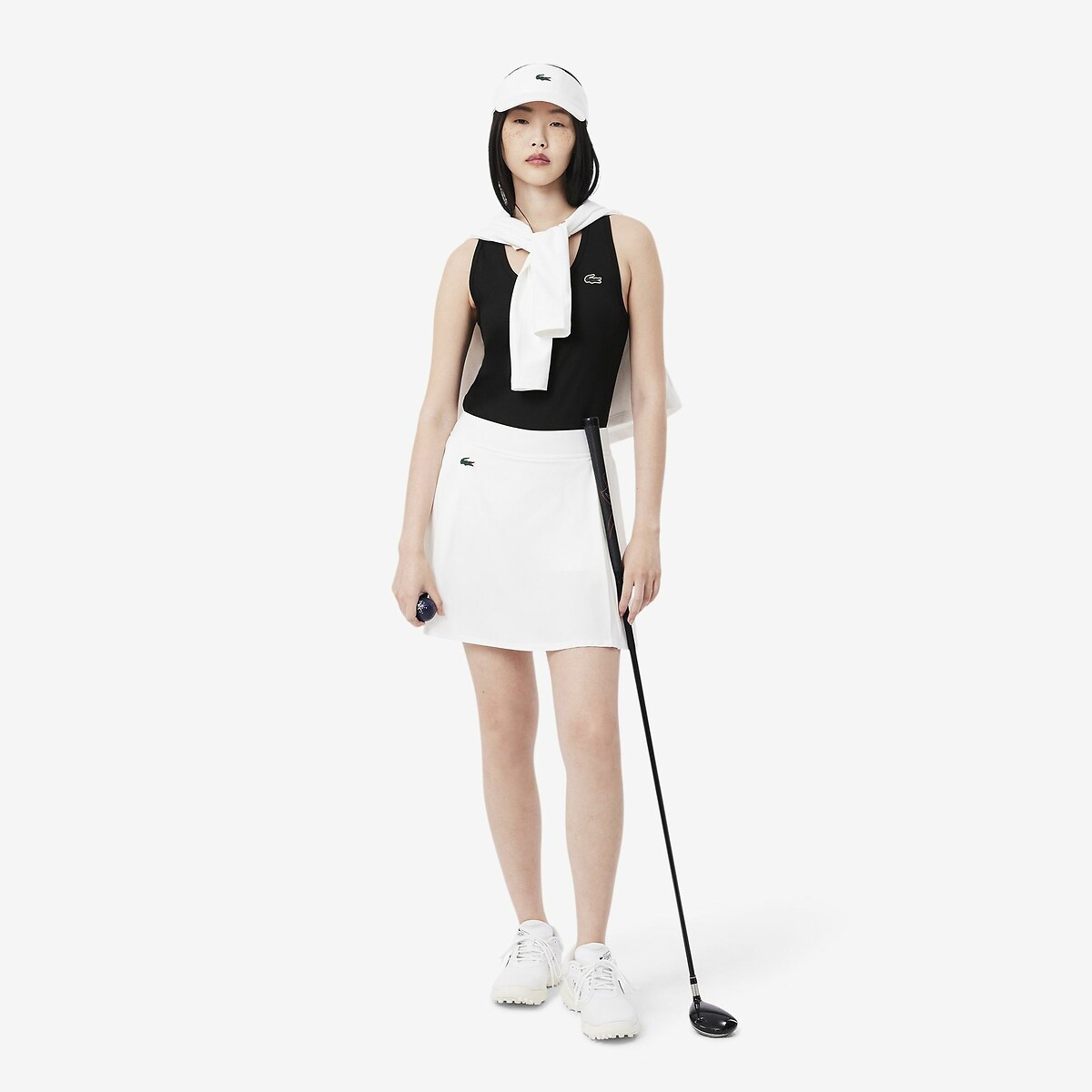 LACOSTE<br>Regata de gola redonda