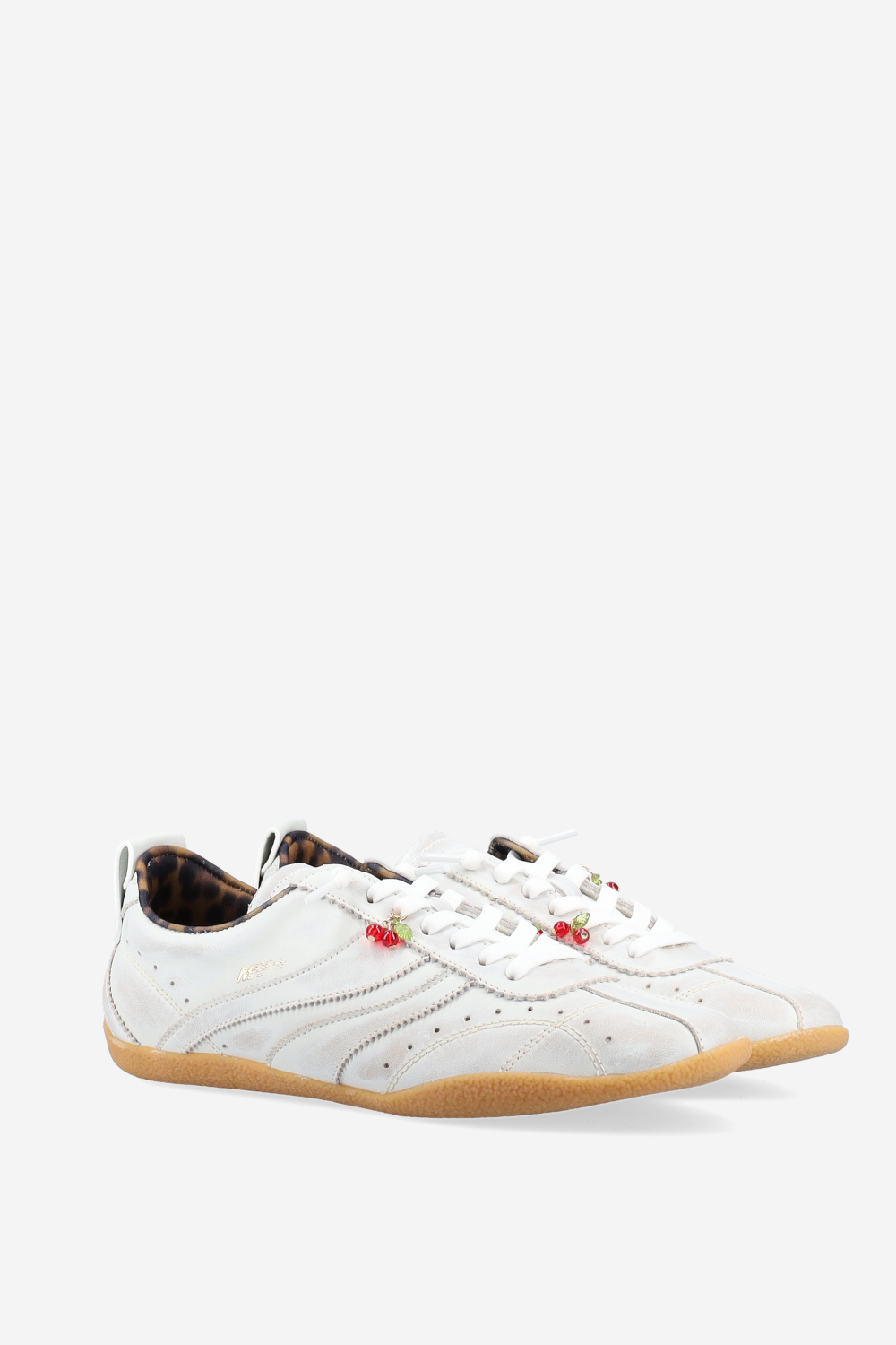Runaway leather sneakers