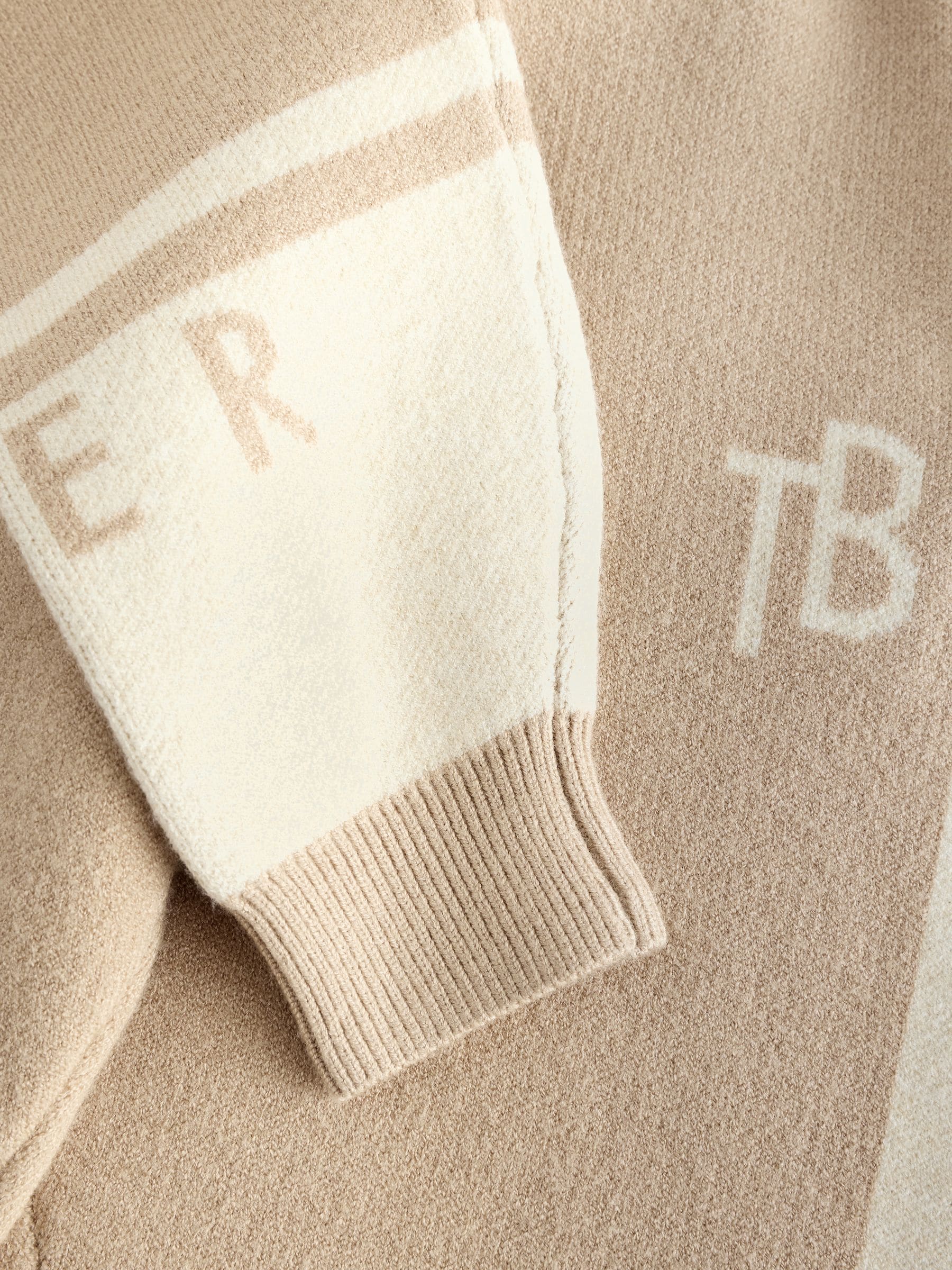 Pastelgeel - Baker by Ted Baker Colourblock Knitted Sweatshirt and Joggers Set