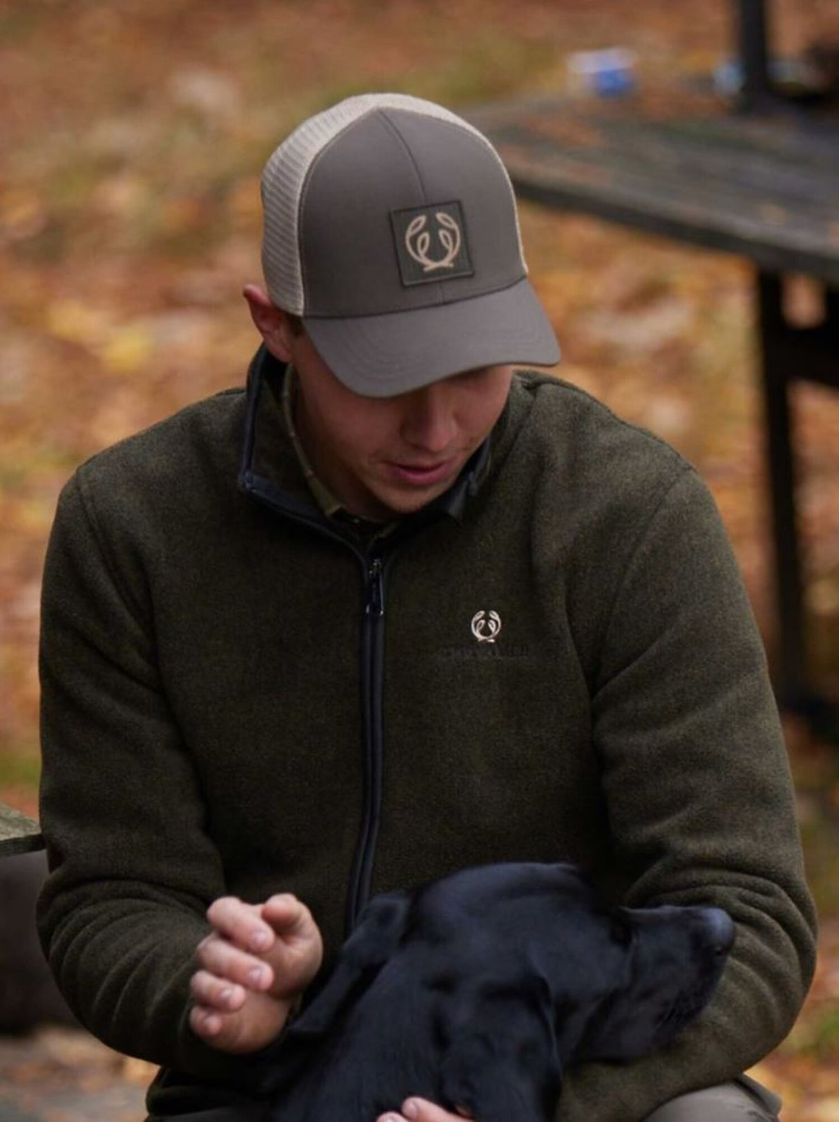 Chevalier<br>Symbol Cap