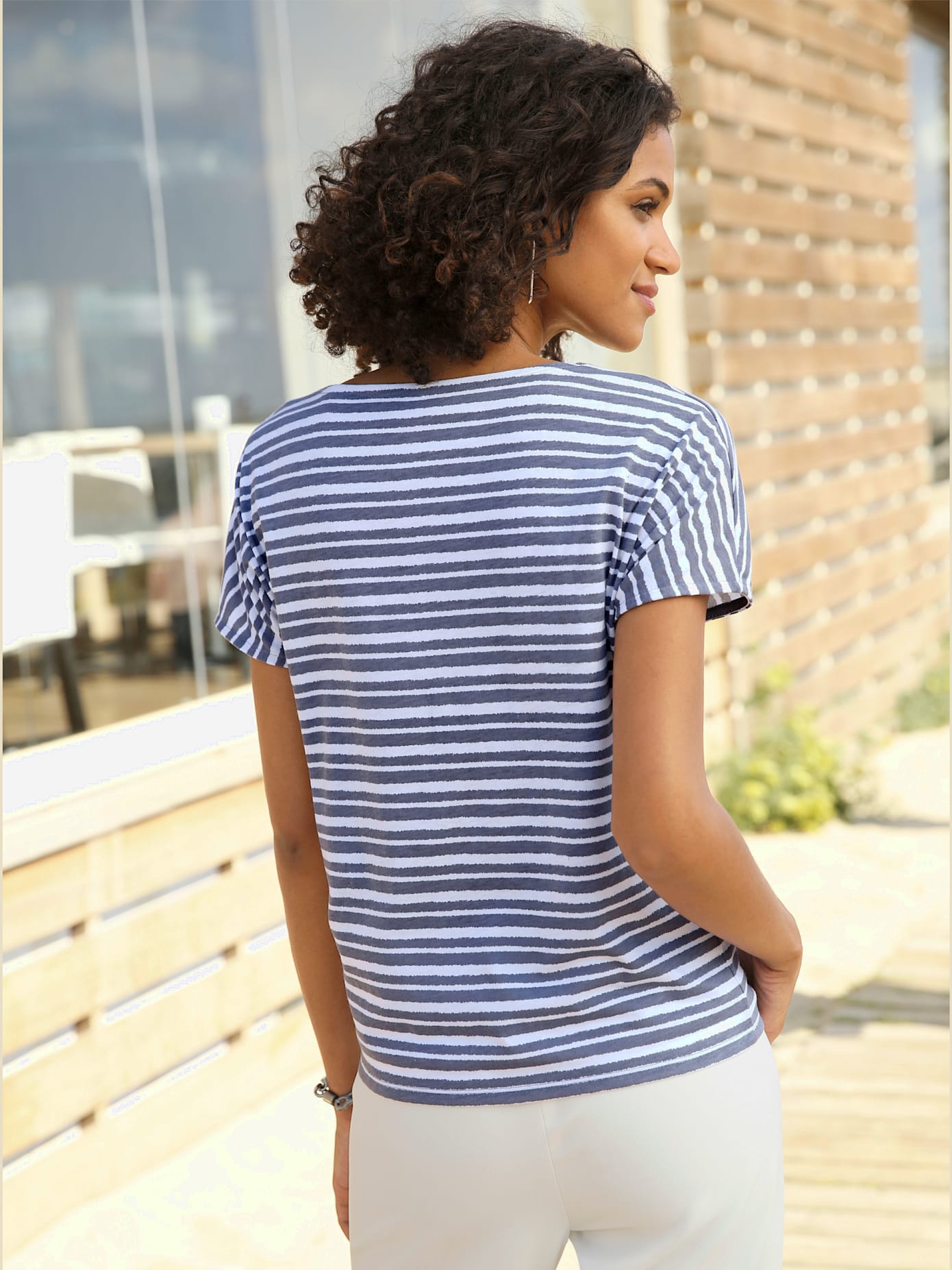T-shirt femme col rond classique à rayures