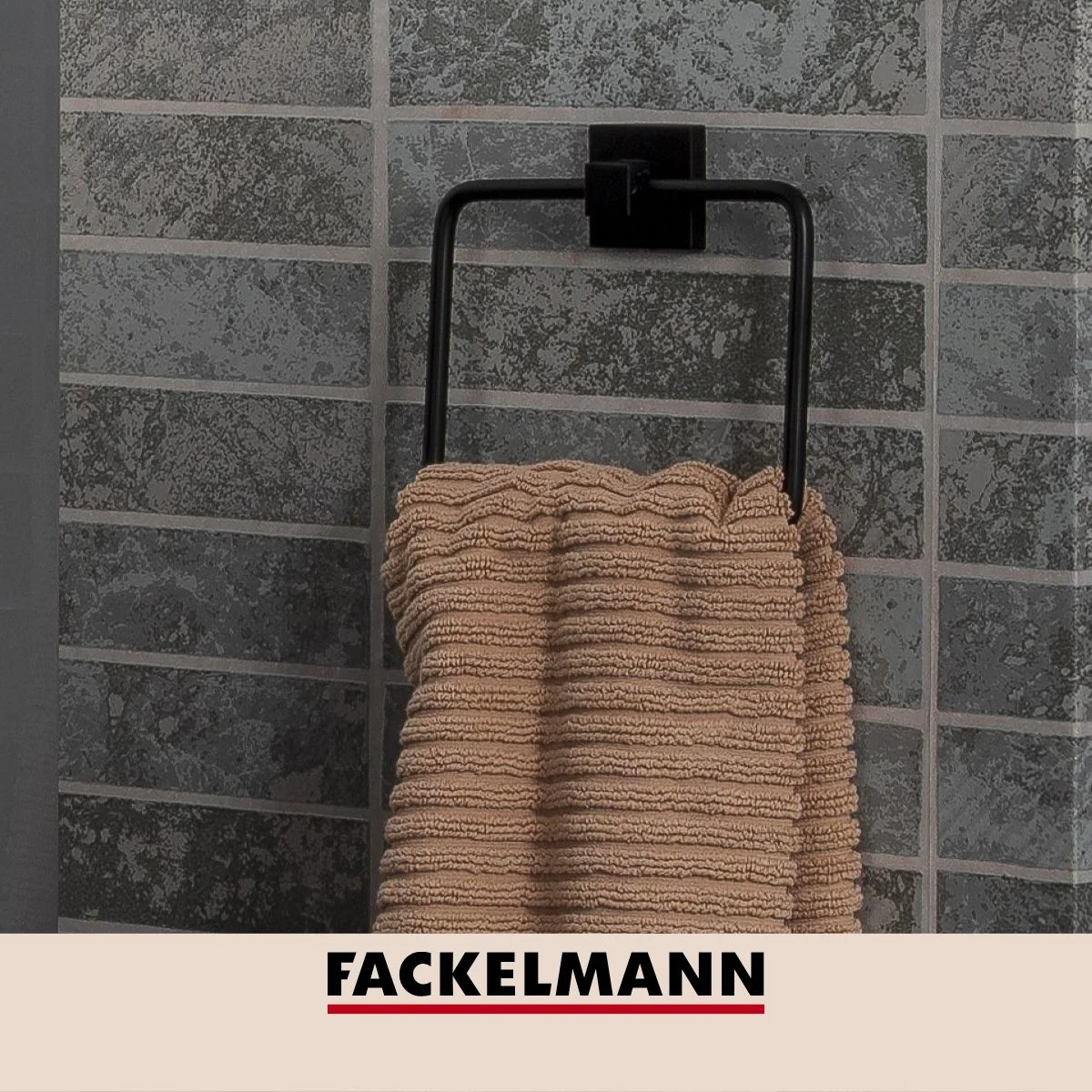 Anneau porte-serviette noir mat New York Fackelmann