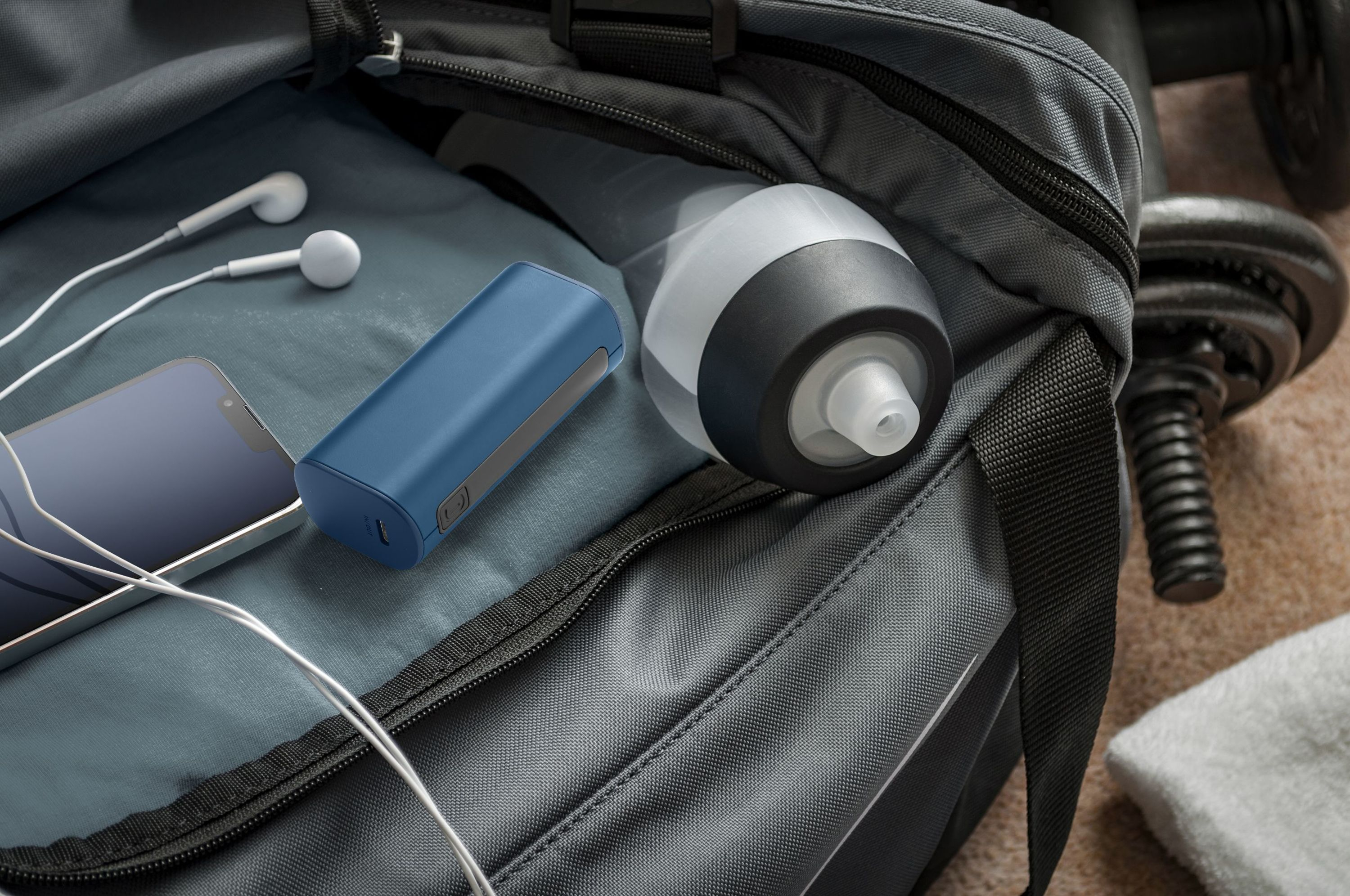 (12W) Thunder Mini 5000mAh USB / USB C Powerbank Ladegerät (PBNEWTANK5000B) - Blau