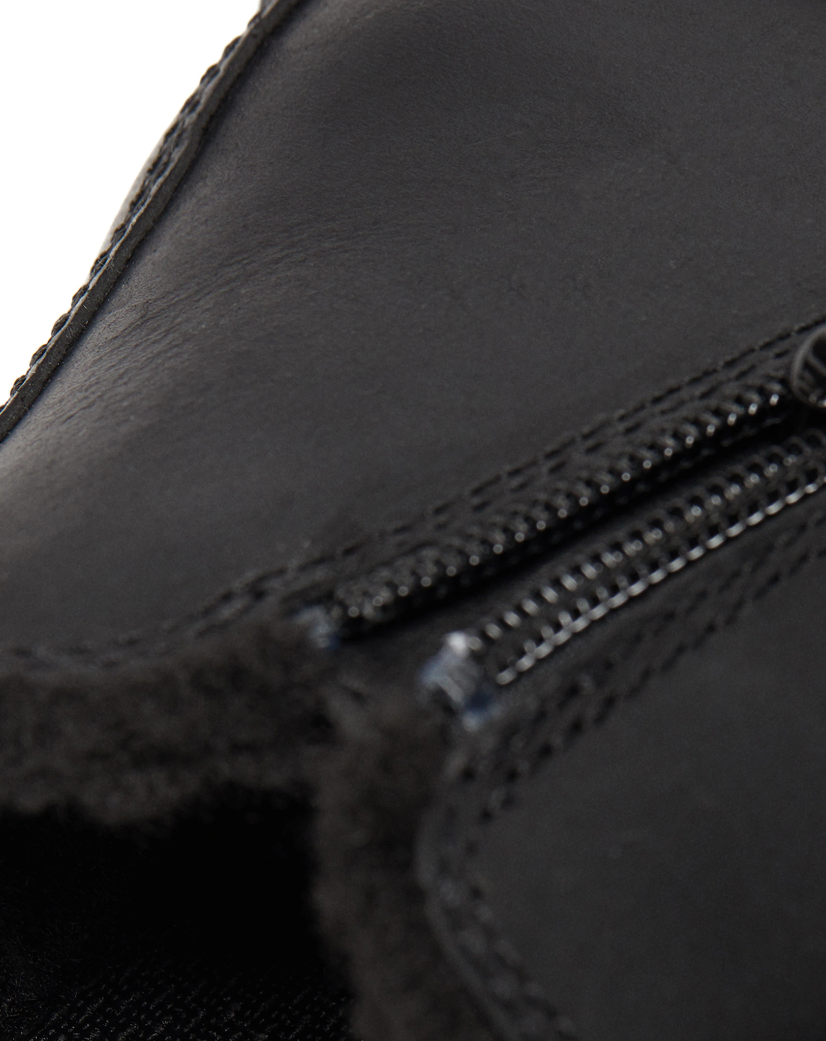 Chelsea-Boots LEONORE MONO J gefüttert in black