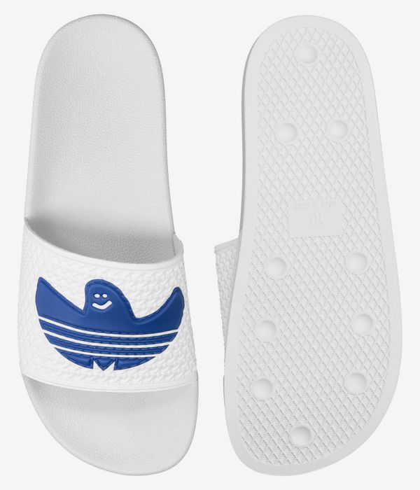 adidas Skateboarding Shmoofoil Sandale (core white team royal blue core)