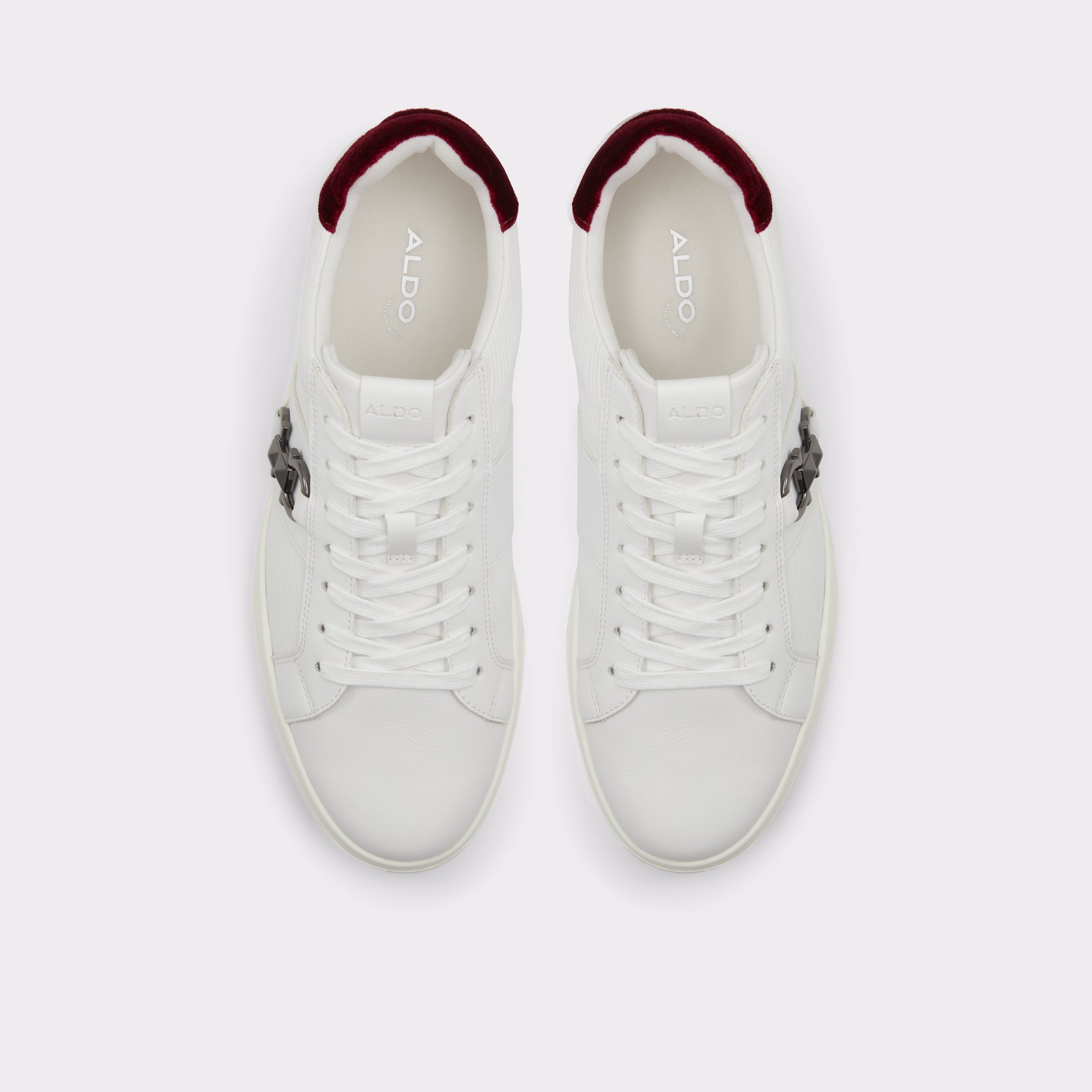 Pele White Synthetic Embossed Men Sneakers