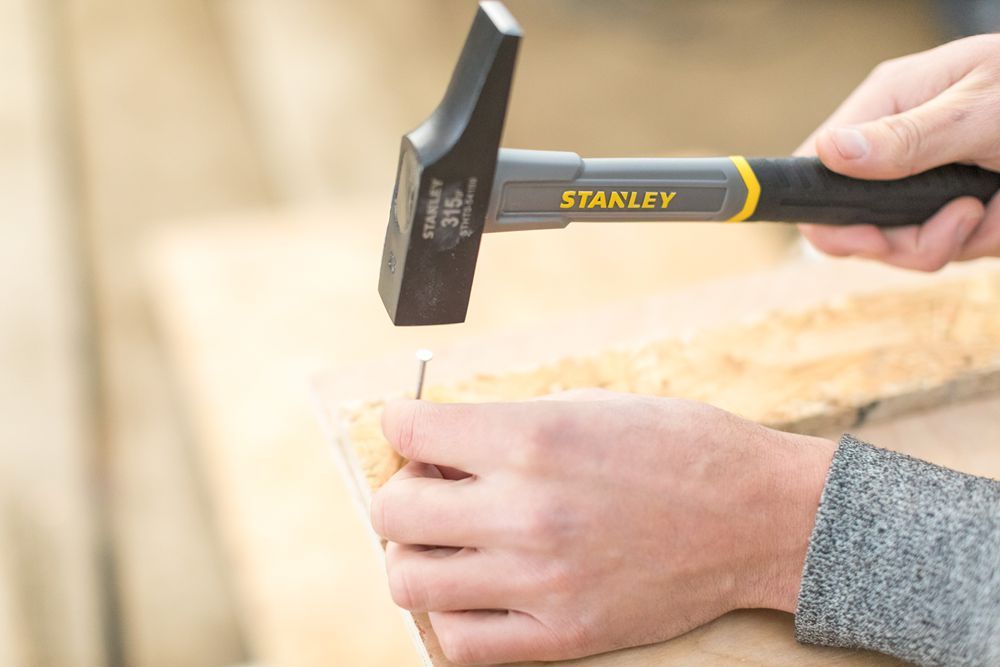 Stanley STHT0-54159 Timmermanshamer Glasvezel 315gr