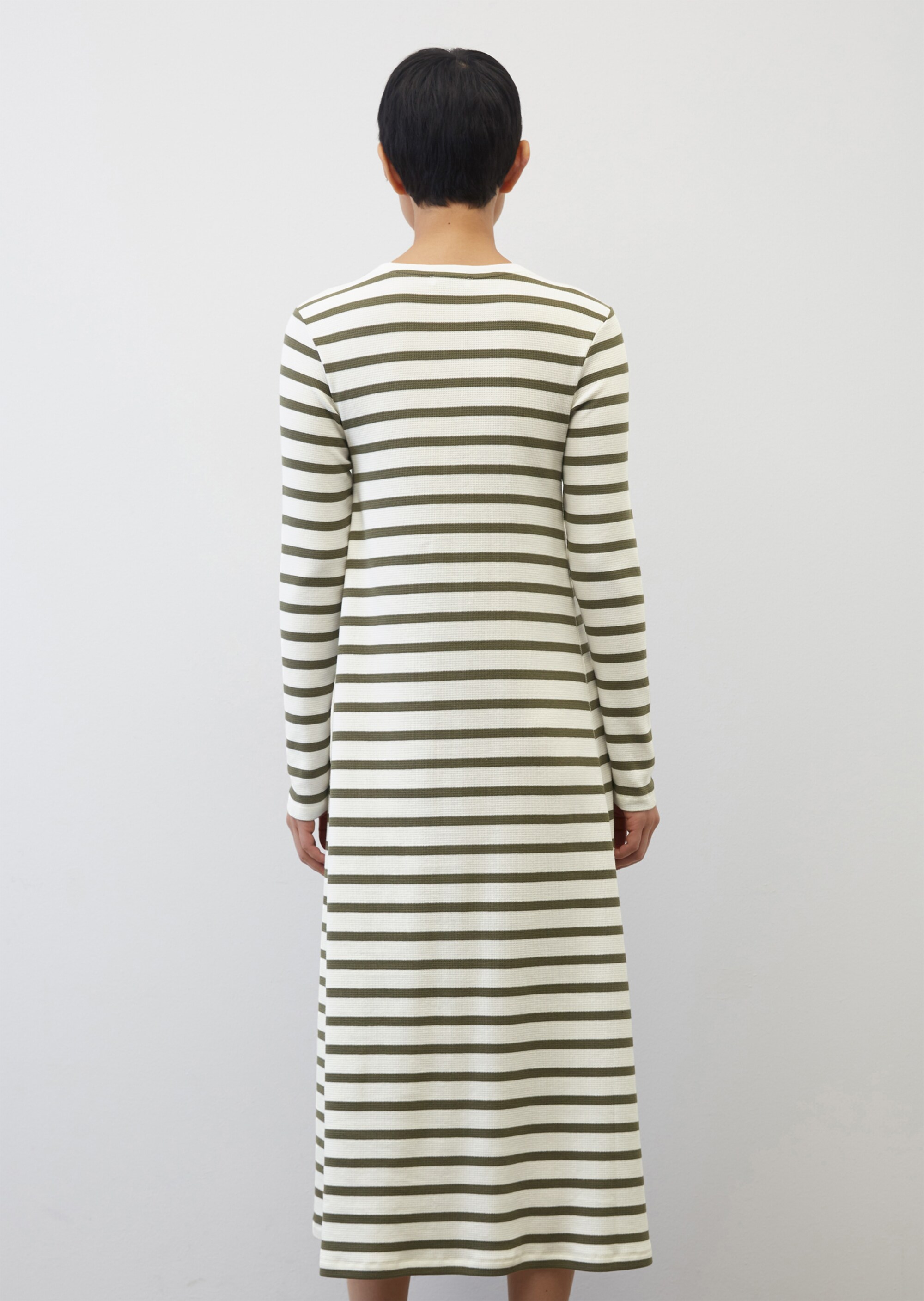 Gestreiftes Waffle-Jersey-Kleid aus LENZING™ ECOVERO™