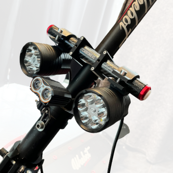 Phare LED pour Trottinette Electrique Avec Commodo - 2200 Lumens