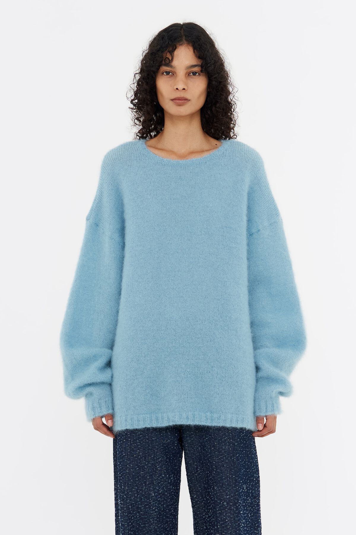 Suéter oversized azul claro de mohair