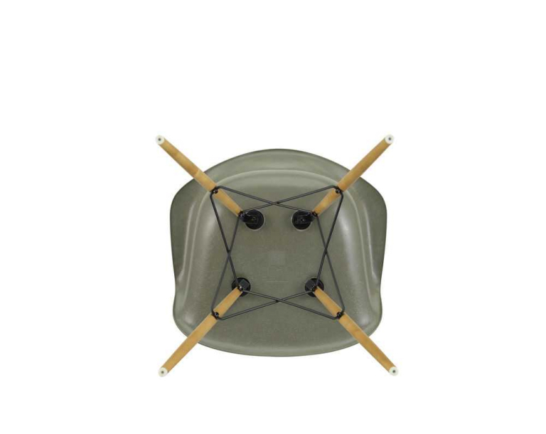 Vitra Eames DAW Fiberglass stoel geelachtig esdoorn,sea foam green