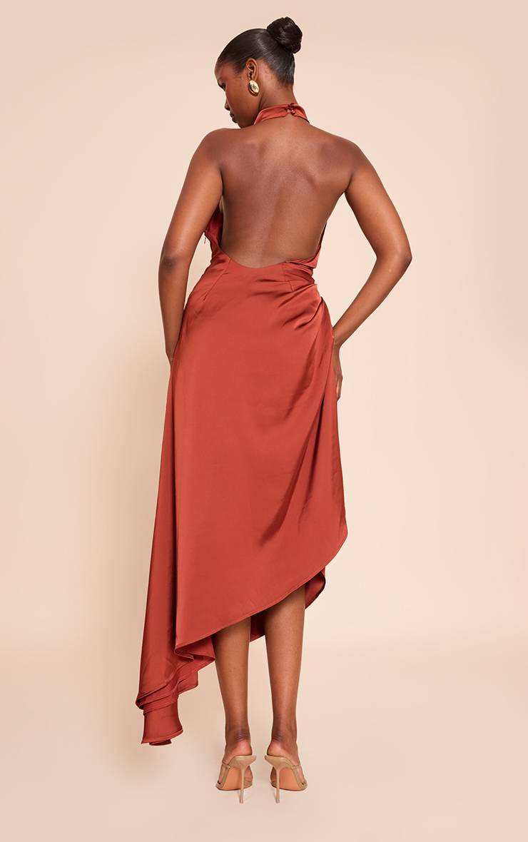 Rouille Robe Droite Asymétrique En Satin À Col Bénitier