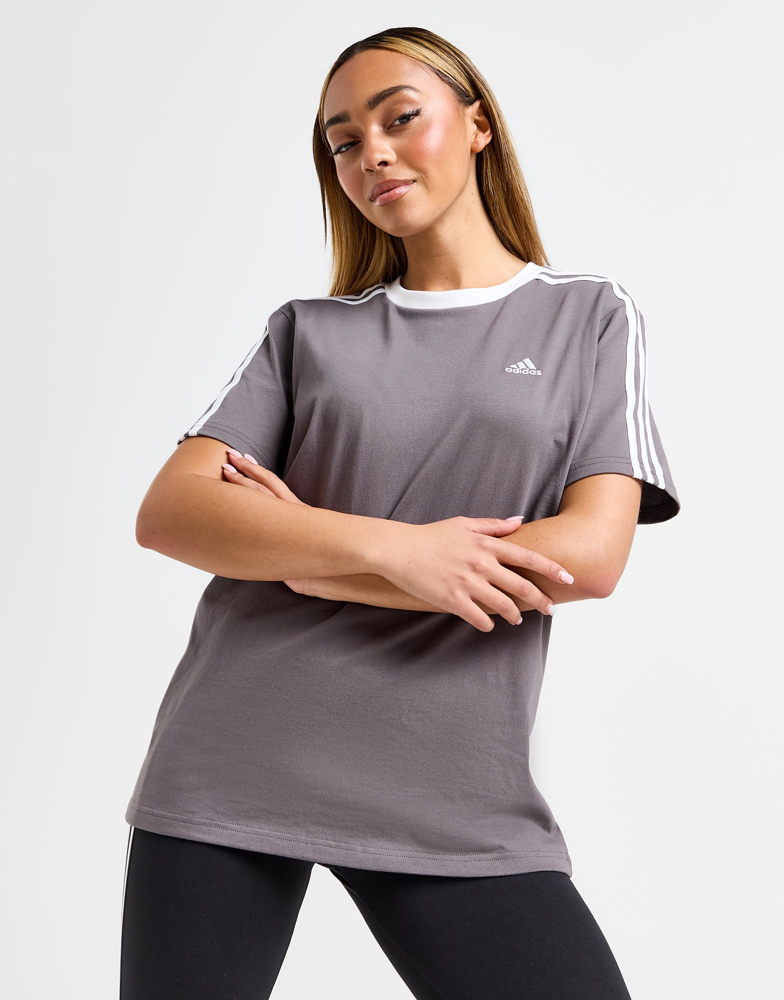 adidas T-shirt 3-Stripes Badge of Sport Femme