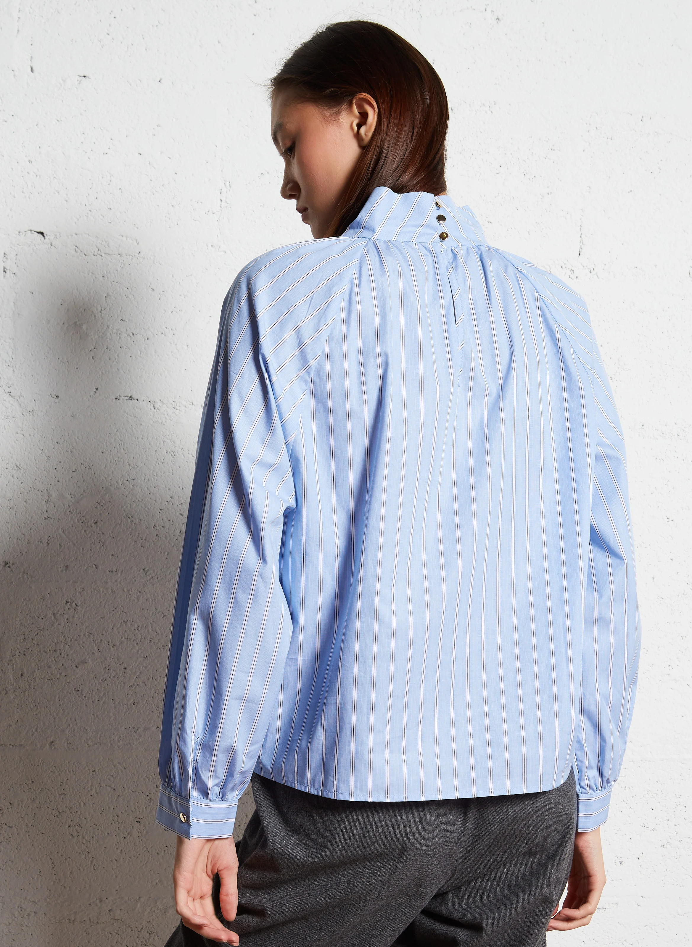CURTIS - Blouse ample col montant en coton | Bleu