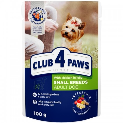 Ração úmida Club 4 Paws para cães de raças pequenas, sabor frango em gelatina.