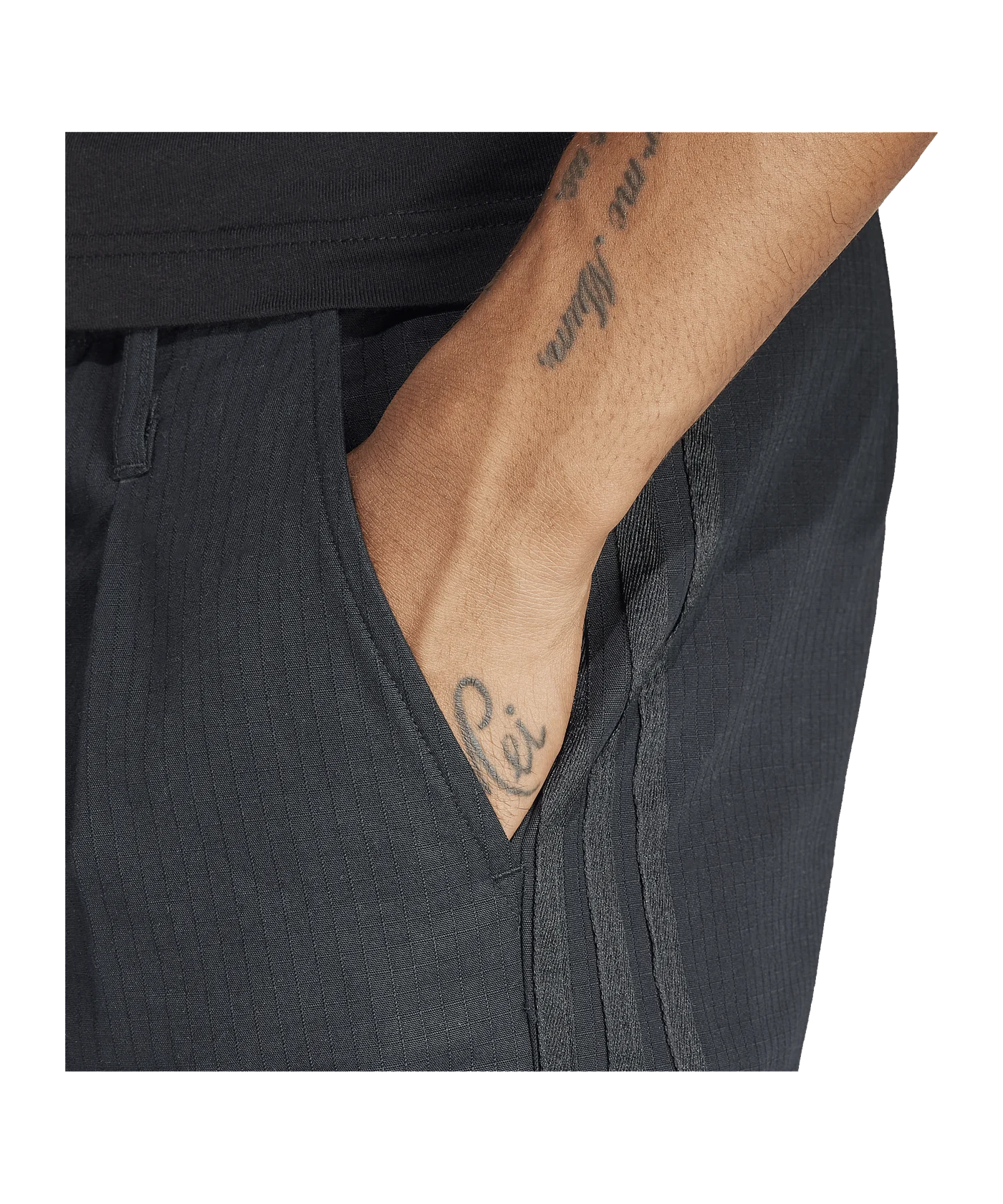 adidas Originals Essentials Cargo Hose Schwarz