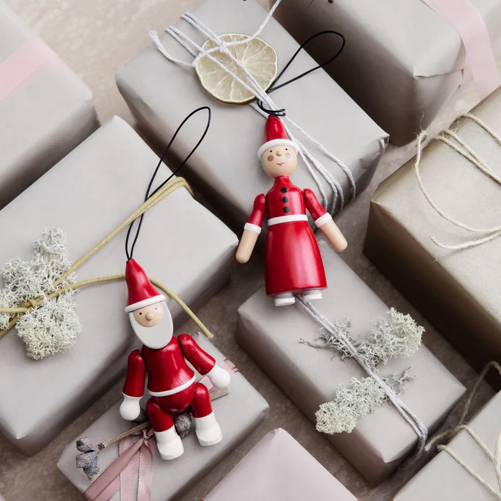 Kay Bojesen - Weihnachtsmann & Weihnachtsfrau Holz-Ornamente, rot / weiss (2er-Set)
