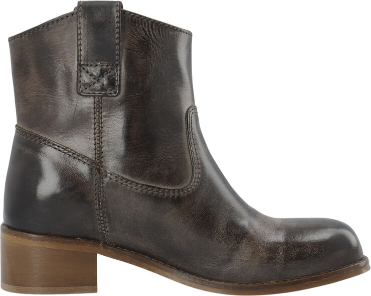 Cashott CASVILMA Pull On Low Cut Boot Waxy Leather Coffee