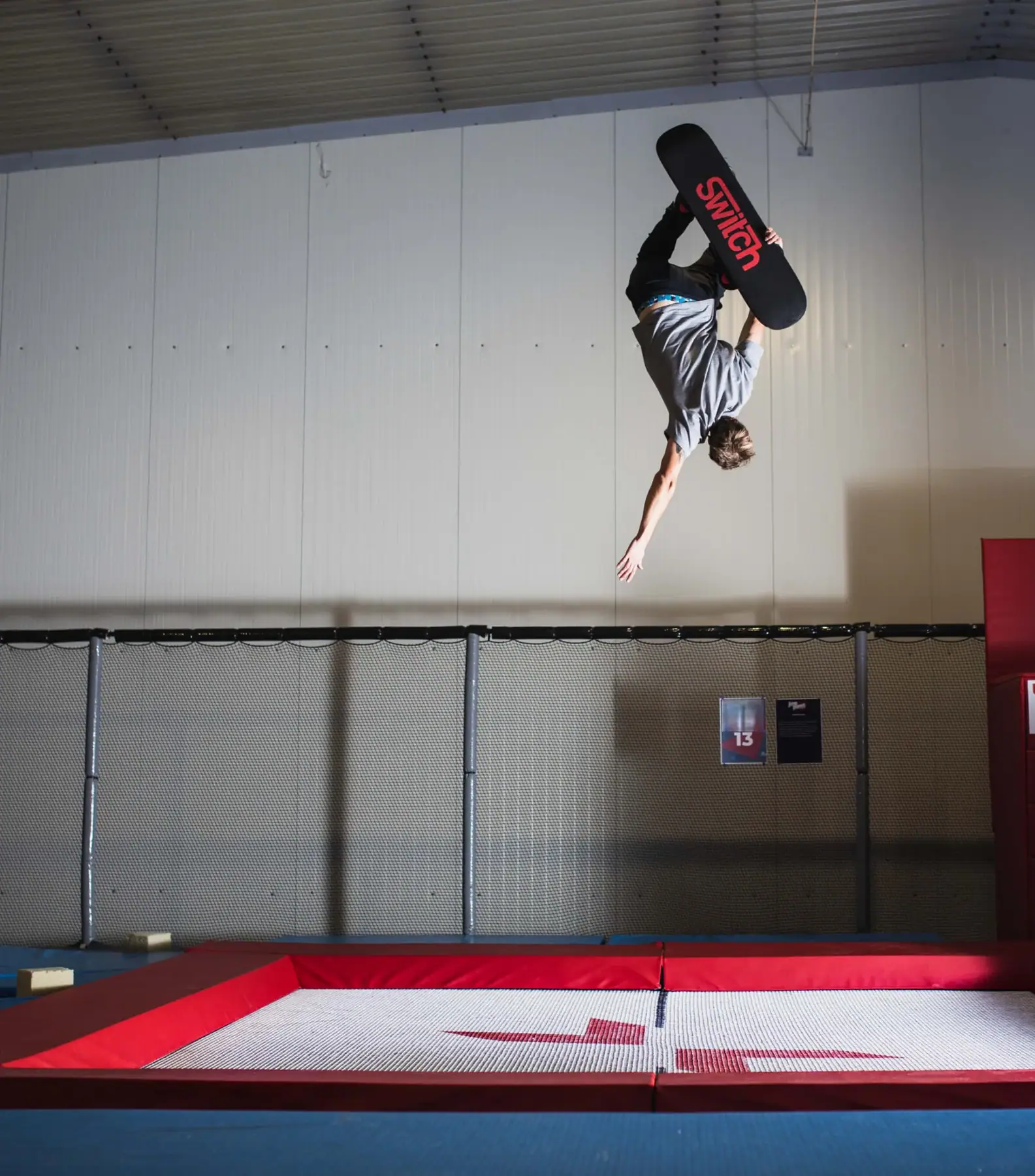 Switch Trampoline Pro 110 Training Snowboard | SkatePro