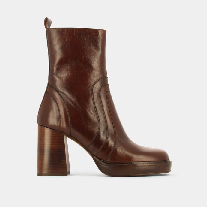 Bottines à talons  en cuir vieilli marron