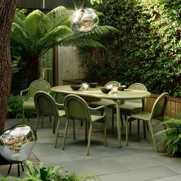 Tom Dixon - Groove Gartenstuhl, putty